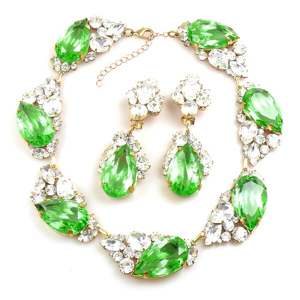 Fountain Necklace Set ~ Clear Crystal with Silver Green Peridot ...